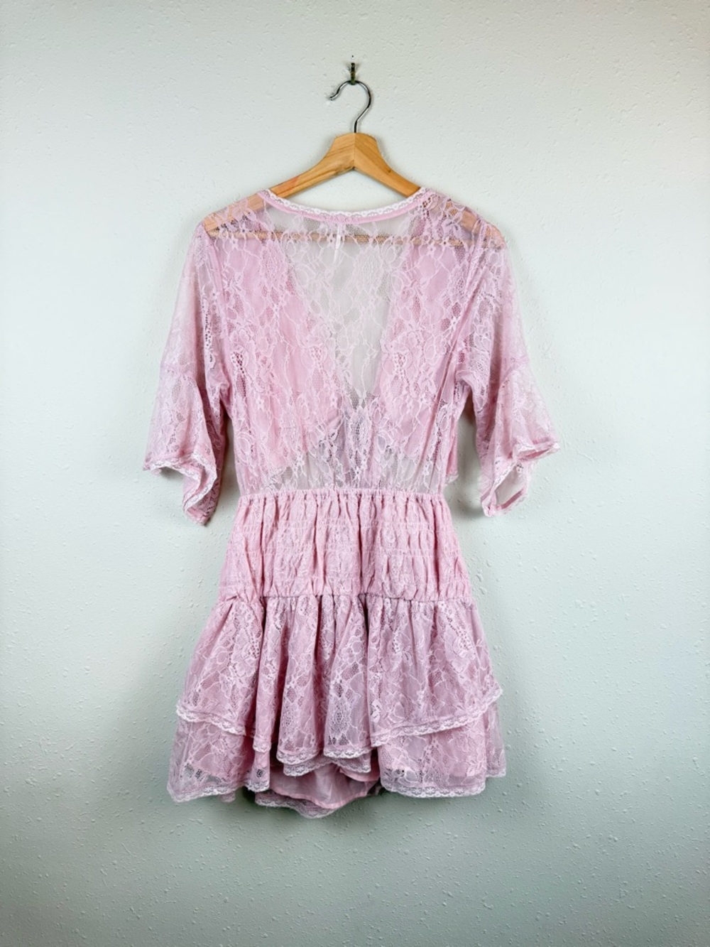 Free People Lala Lace Pink Rose Mini Dress
Size Medium NWT - Picture 9 of 11